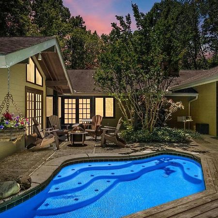 Bourbon Hollow Lodge With Hot Tub And Pool Plus Game Room Only 5 Min To Downtown Гатлинбург Экстерьер фото