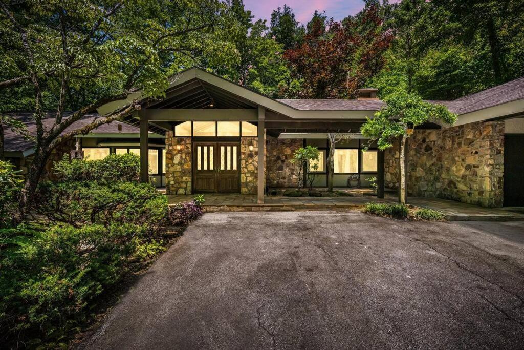 Bourbon Hollow Lodge With Hot Tub And Pool Plus Game Room Only 5 Min To Downtown Гатлинбург Экстерьер фото