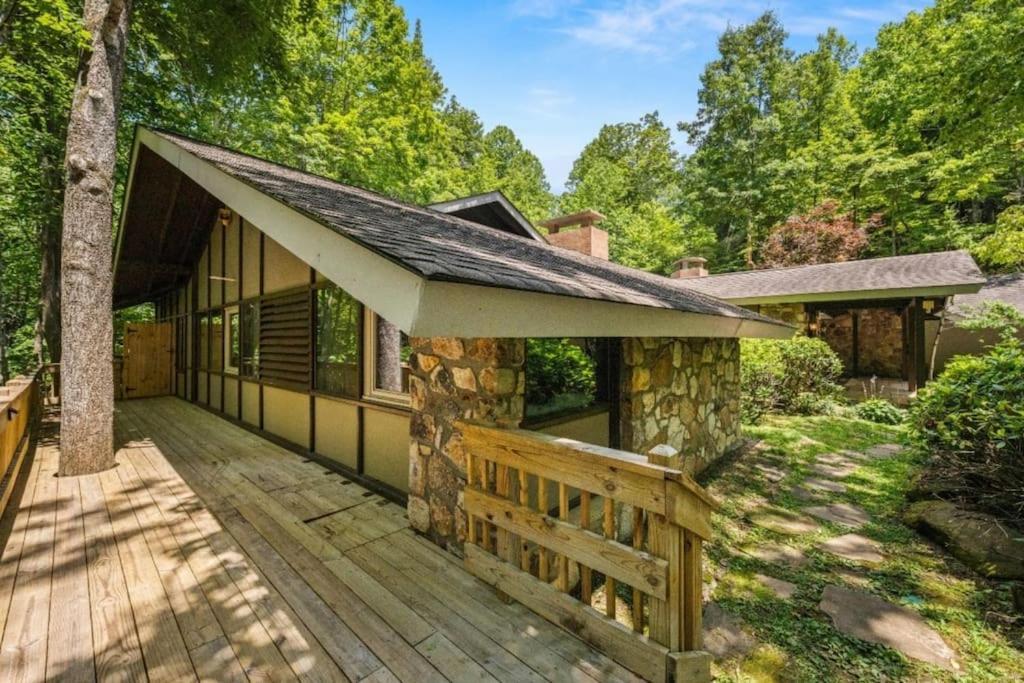 Bourbon Hollow Lodge With Hot Tub And Pool Plus Game Room Only 5 Min To Downtown Гатлинбург Экстерьер фото